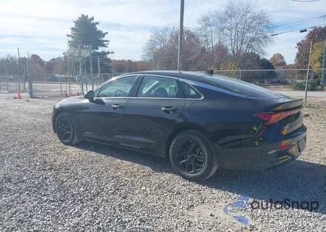 2026 Kia K5 Lxs Fwd z USA, uszkodzony, nr VIN KNAG24J78T5414059